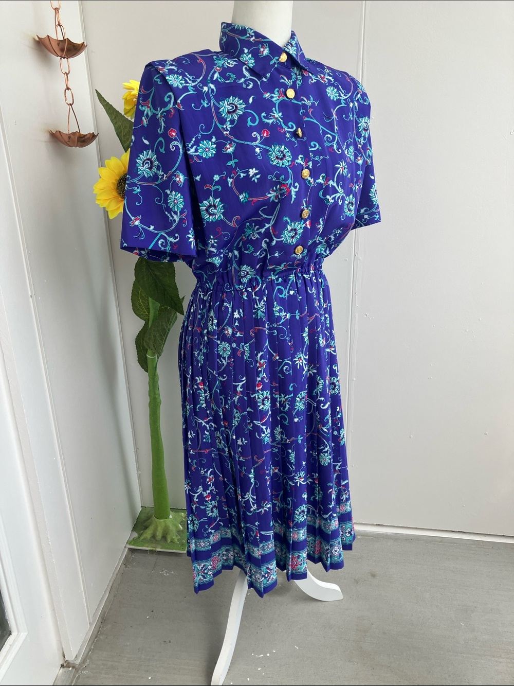 Vintage 80s 90s Button Up Blue & Pink Filigree Print Collared Secretary Dress